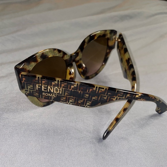 Fendi Women Sunglasses